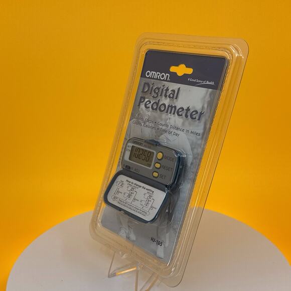 Copied - Omron Pedometer - Track Steps Without a Smartphone! - Picture 7 of 16